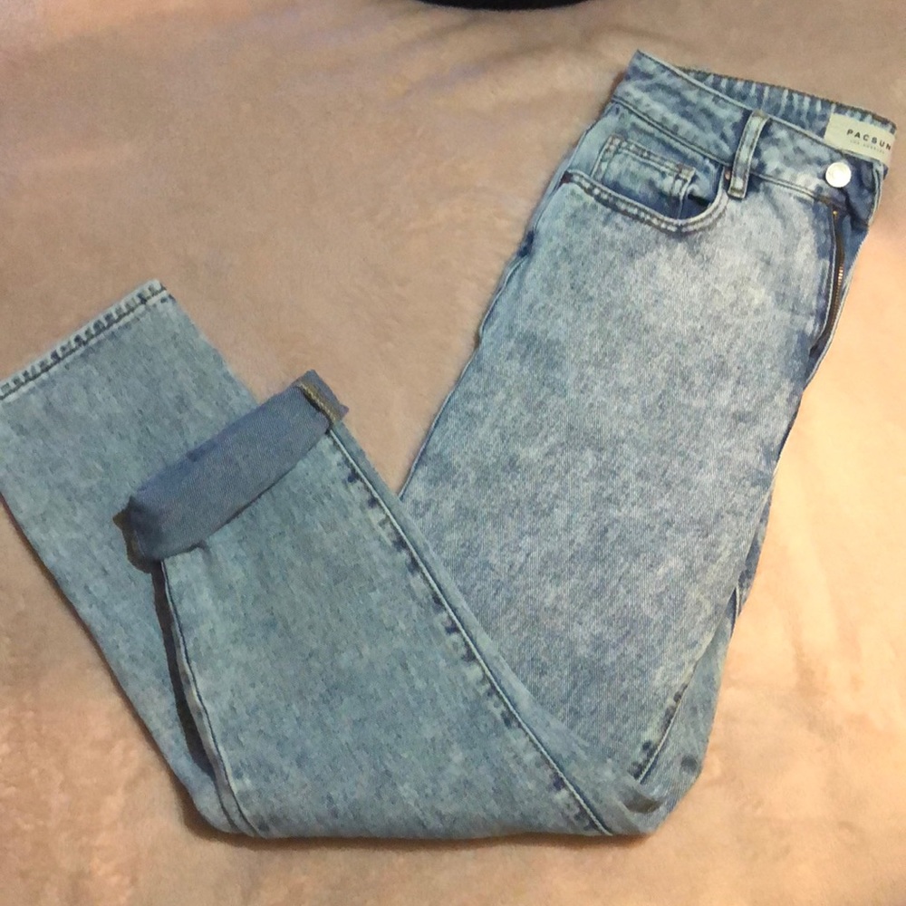 Pacsun mom jeans